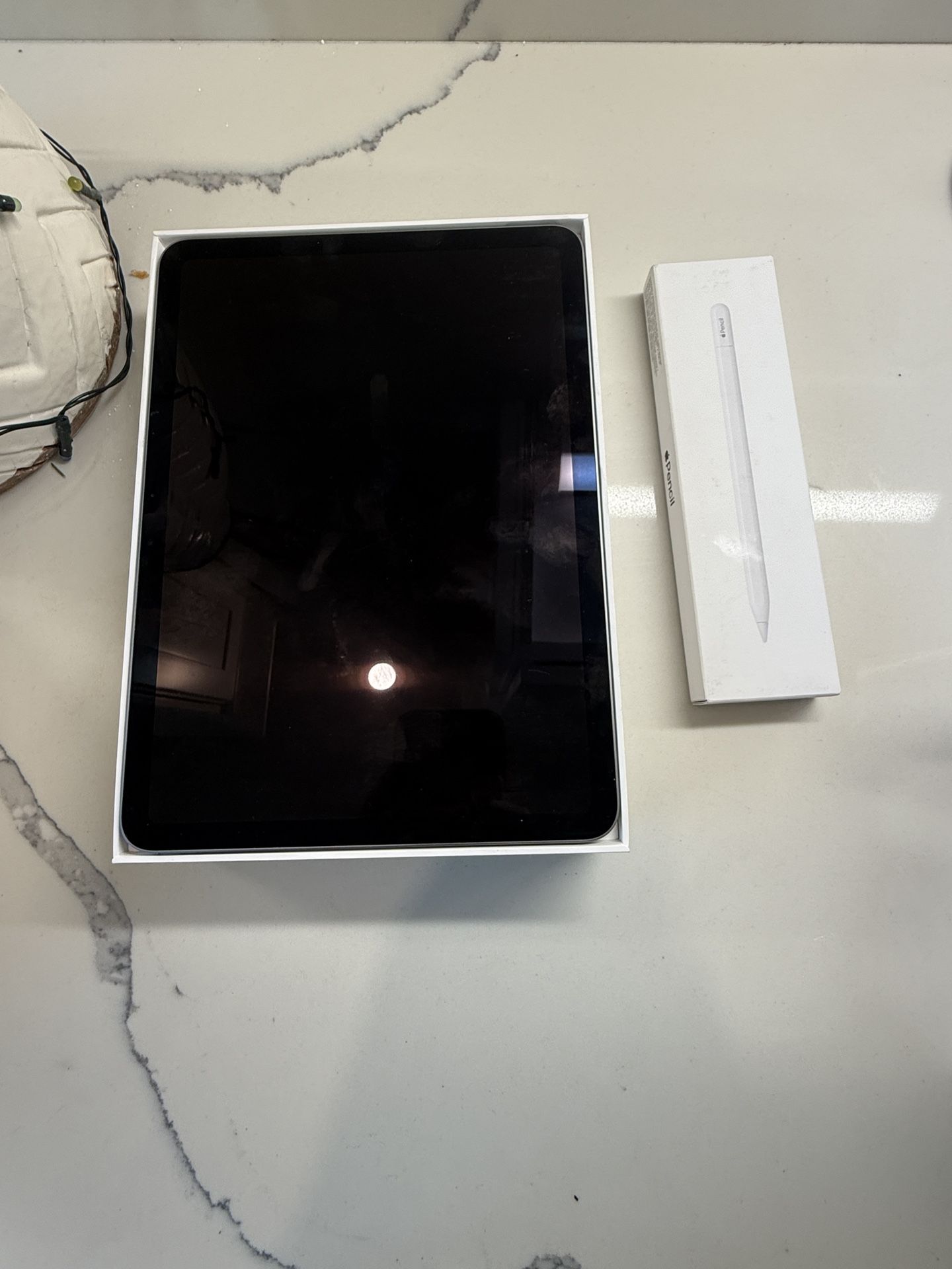 NEW iPad Air 11” (M3) 256GB + Apple Pencil (Never Used, Open Box)