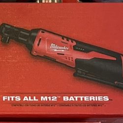 Milwaukee M12 Cordless 3/8 in. Ratchet 