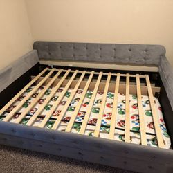 Full Kids Bed  With Trundle 