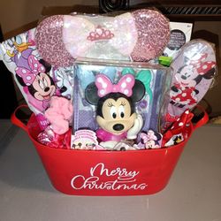 Minnie Mouse Christmas Gift Baskets 