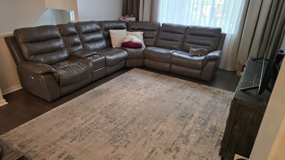 Steel 3-piece Leather Reclining Sectional with Console
Steel 3-piece Leather Reclining Sectional with Console
Steel 3-piece Reclining Sectional