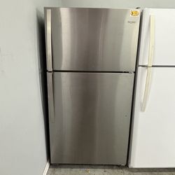 WHIRLPOOL 33” TOP AND BOTTOM REFRIGERATOR 