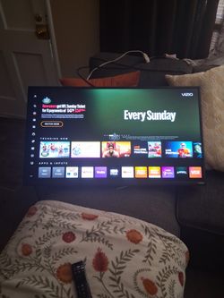 35 Inch TV With Wall Mount Bracket Attached. Remote Control And Feet For Flat Surface