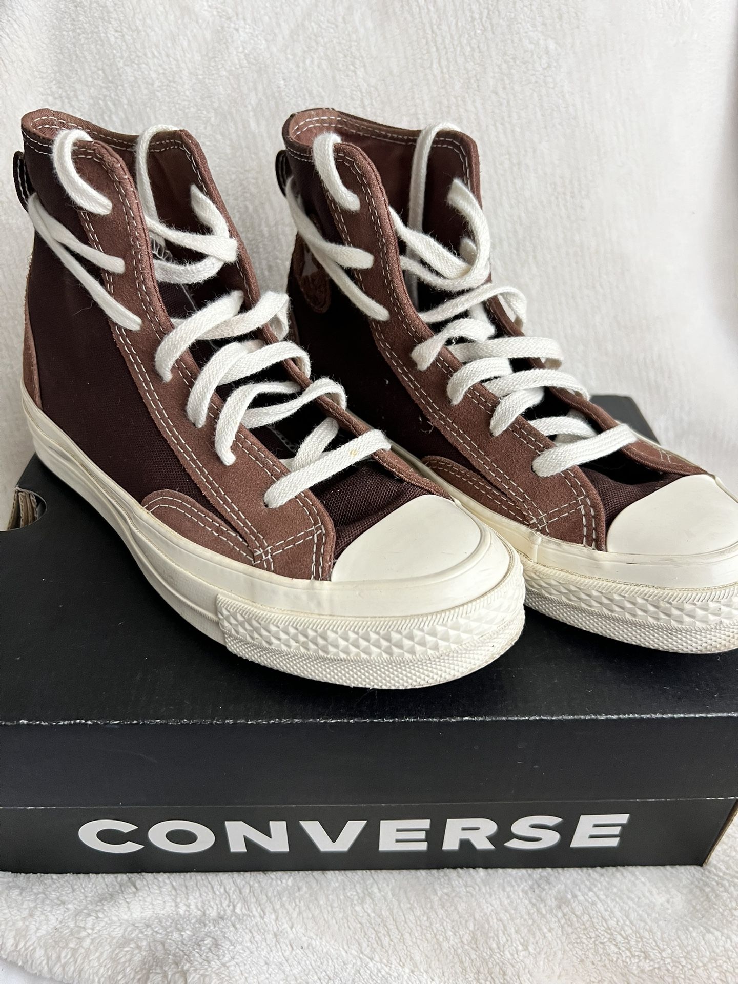 Brown Converse