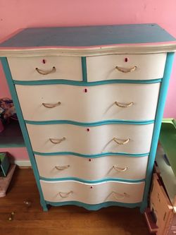 Vintage dresser kids