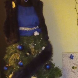 Mannequin Christmas Tree