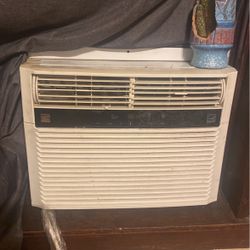 Kenmore 12,000 BTU Air Condition AC Unit 