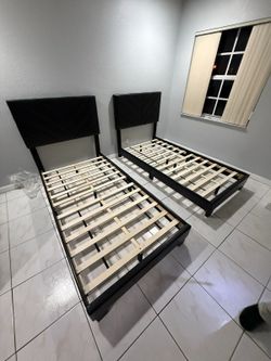 Two twin beds - Dos camas twin