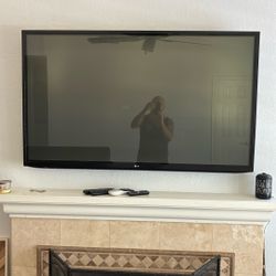 60” LG PLASMA TV
