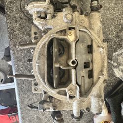 Edelbrock 650 Carburetor (Used)