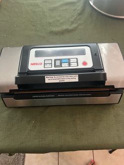 Food storage machine