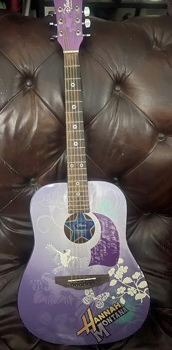 Hannah Montana  Washburn  Acoustic Guitar