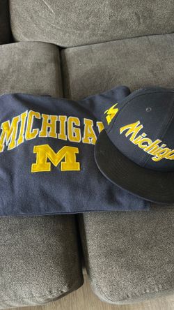 Youth Michigan hoodie and hat