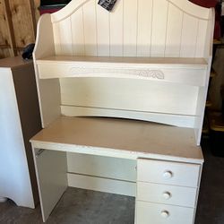 Ashley’s Furniture - Desk