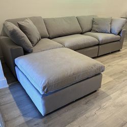 FREE LOCAL DELIVERY 🚚 CLOUD SOFA 