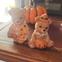 Cute Trick Or Treat Bears