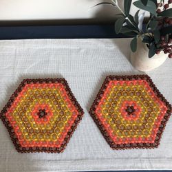 Bead The Grooviest Hostess! 1970’s mcm hexagon beaded doily/trivet.