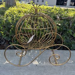 15" Gold Wire Metal Cinderella Pumpkin Carriage Centerpiece / Home Decor