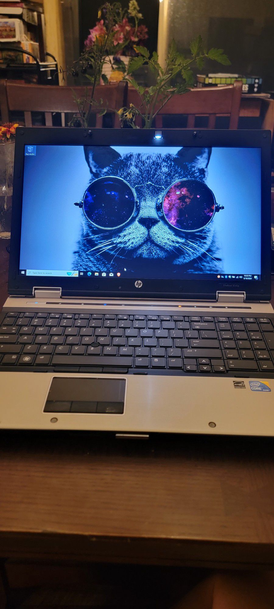 HP Elitebook 840p Premium Laptop, Intel i5, 4gb Mem, Solid State Hard Drive