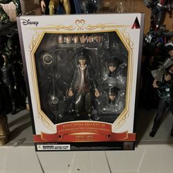 Bring Arts Kingdom Hearts III Sora (Pirates Of The Caribbean Version) Action Figure