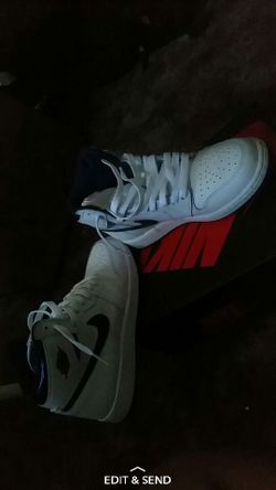 Retro 1, worn one time no creases and comes with reciept