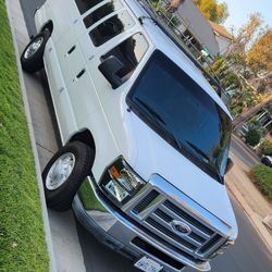 2015 Ford Econoline