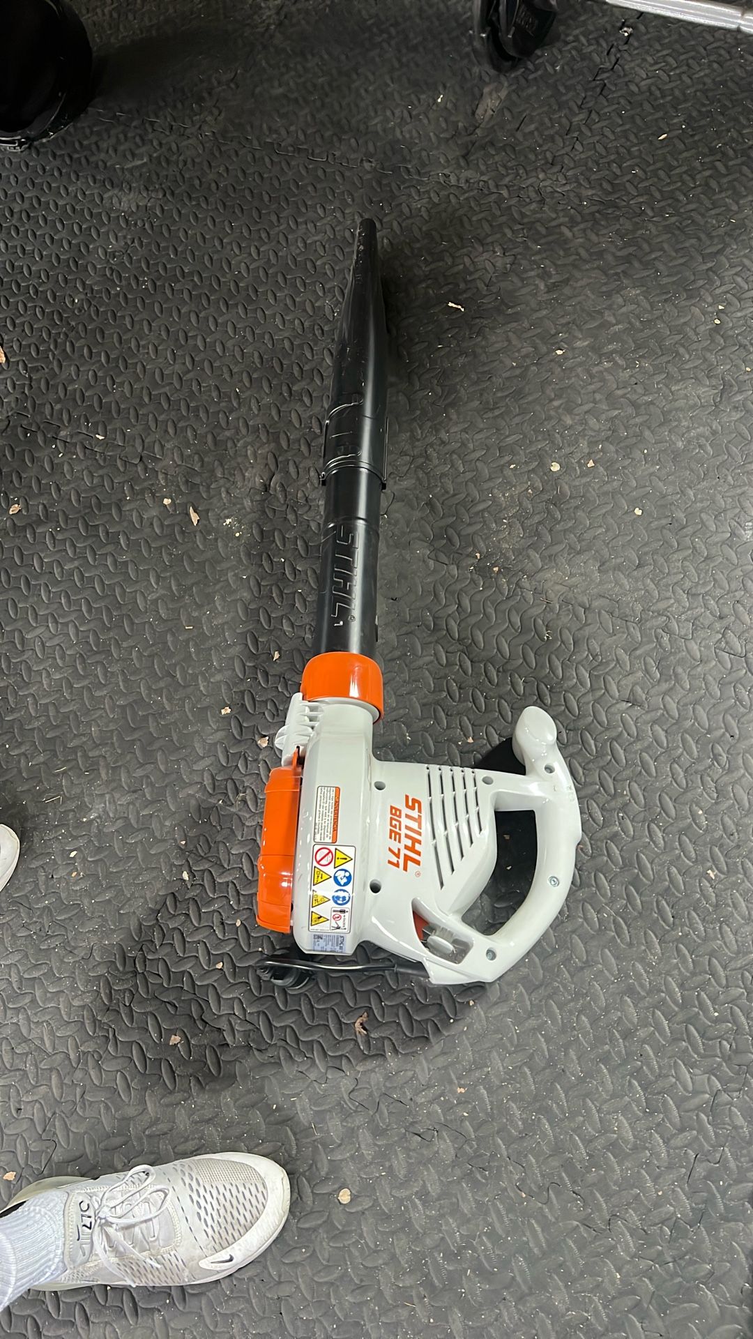 Electric leaf Blower - Still BGE 71
