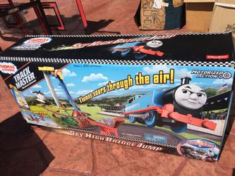 Thomas & Friends Trackmaster Train Set