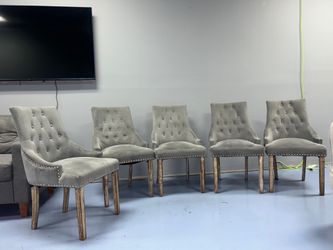 Tufted Velvet Dining Chairs (5)