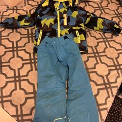 Beautiful Ski Jacket And Pants For Kids - Size 6 - Great Condition 