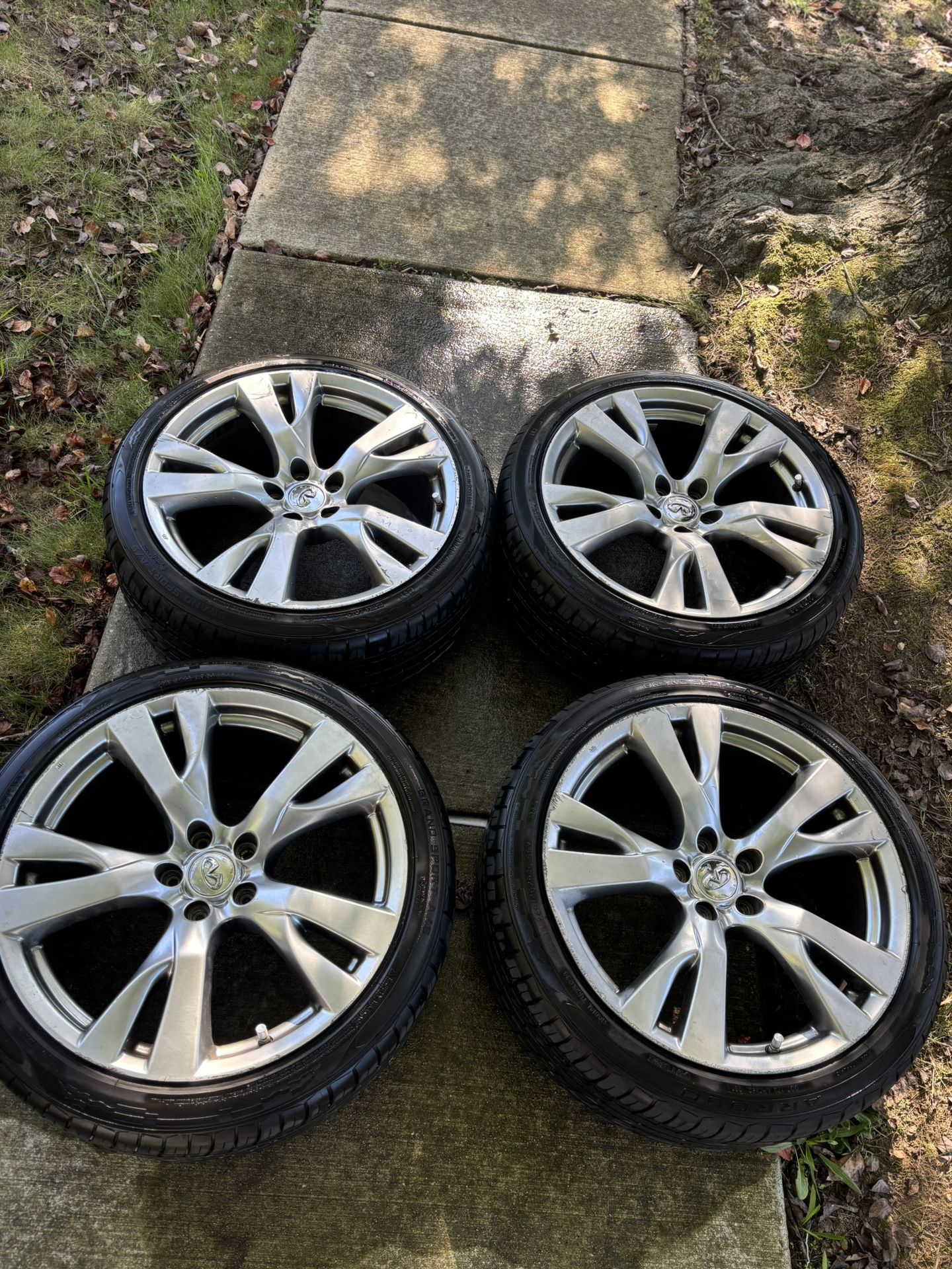Infiniti Rims