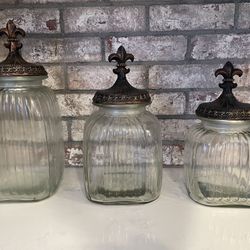 3 Glass Airtight Jars/containers With Decorative Lids