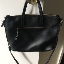 Black Purse 