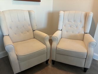 Set of 2 Tufted Wingback Accent Chairs