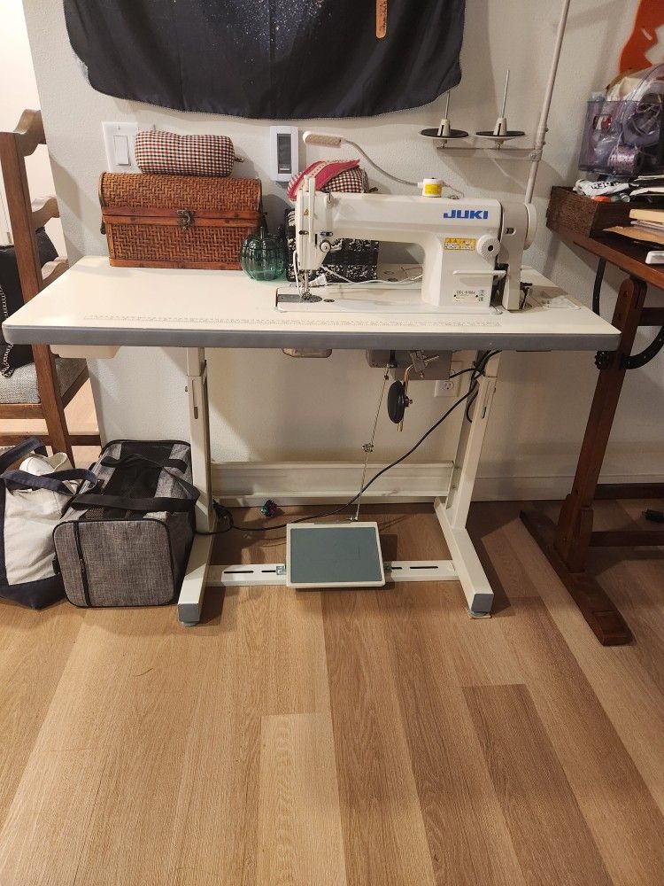 Selling JUKI Sewing Machine
