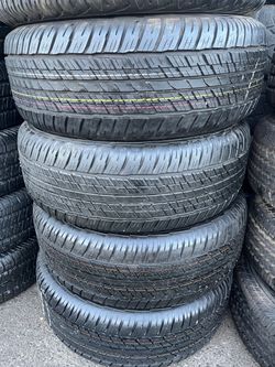 Vendo 285/60/R18 las 4 llantas instaladas y balanceadas garantizadas 90% de vida