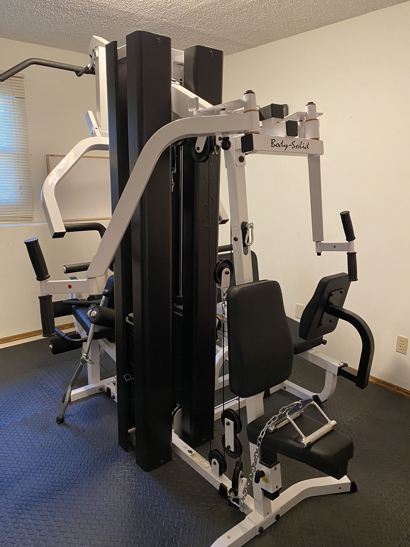 Body-Solid EXM3000LPS Home Gym System