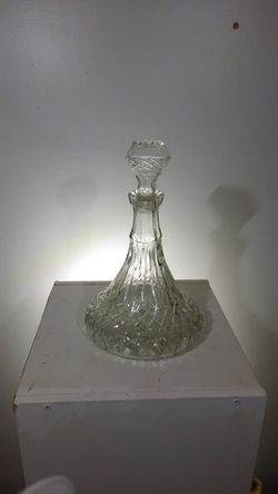 Antique crystal liquor decanter - no chips or cracks