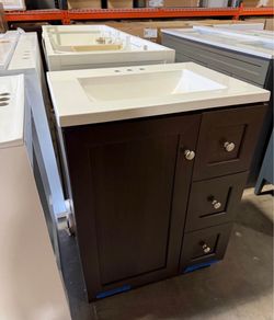 25 in single sink bath vanity