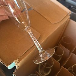 Set Of 12 Like New Champagne Flutes