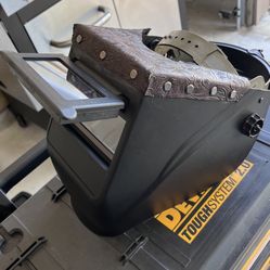 Welding hood