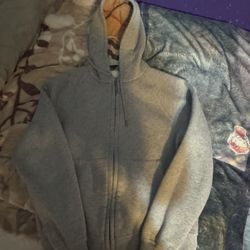 Burberry sweater