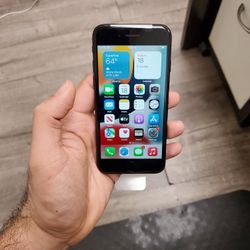 IPHONE 7..32GB UNLOCK FOR ANY SIM