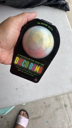 Bath bomb