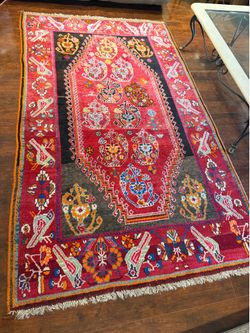 Authentic Iranian Oriental rug