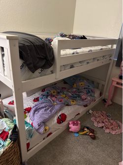 Max and Lily Bunk Bed with Ladder