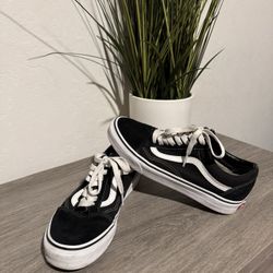 Vans Women’s Size 8 Like New