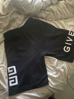 GIVENCHY BERMUDA SHORTS 4D