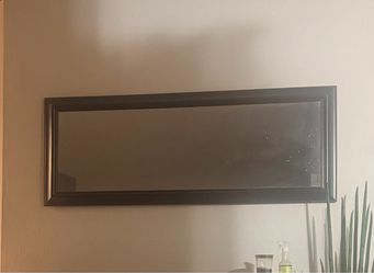 Wall mirror