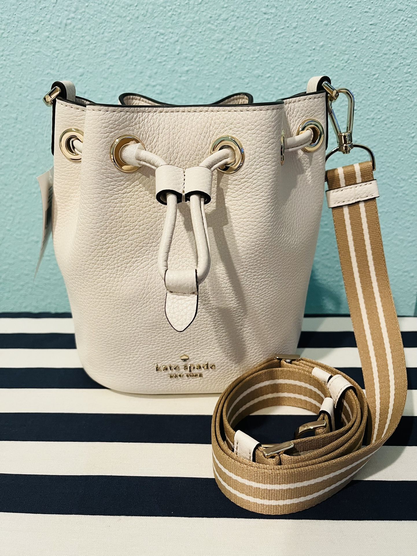 Kate Spade Bucket Pebble Leather Crossbody 